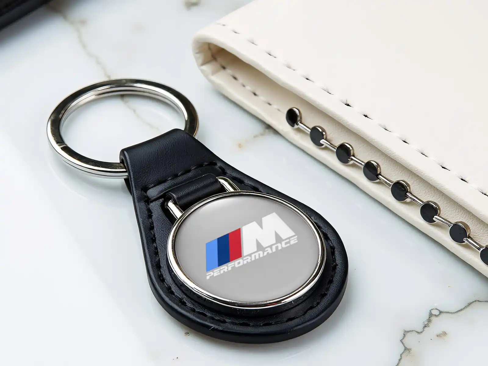 BMW Schlüsselfob Befestigt Am Auto Sicherer Schlüssel